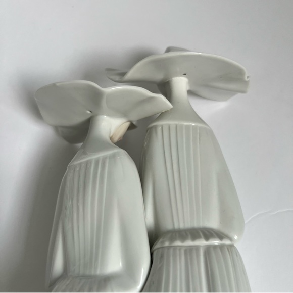 Lladro Nuns - Picture 7 of 7
